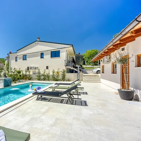 Casa Fortunato With Private Pool Villa *
