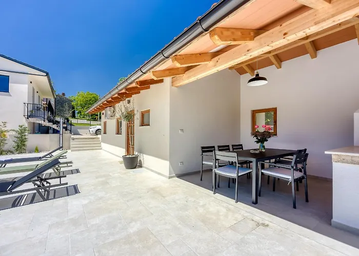 Villa Casa Fortunato With Private Pool
